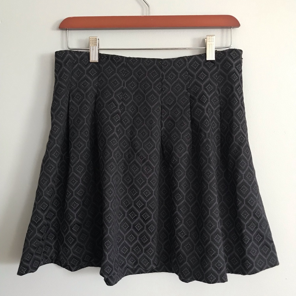 NWT Banana Republic Patterned Skirt—6
